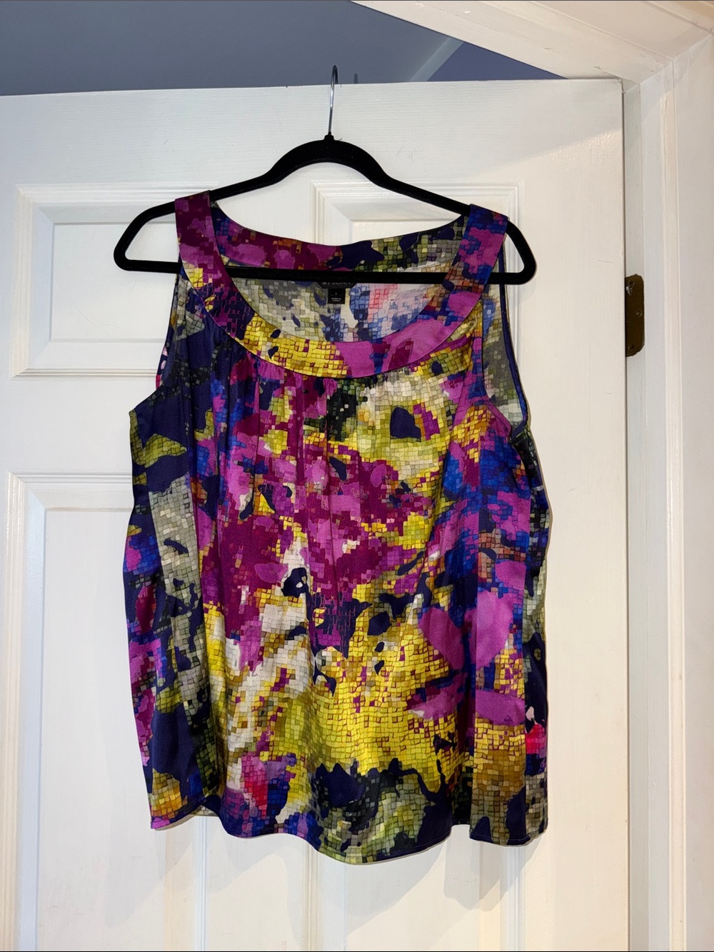 St. John silk blouse L